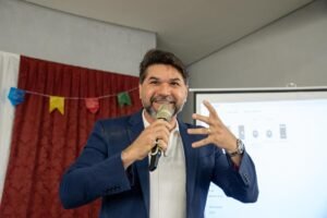 carnaiba-recebe-diretor-da-danca-dos-famosos-para-palestra-e-workshop-de-danca