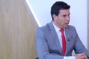 carlos-veras-defende-direito-de-flavio-marques-apoiar-raquel-lyra