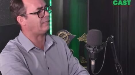 assista-na-integra:-andre-paulo-volta-a-defender-tese-de-13-vereadores-em-arcoverde