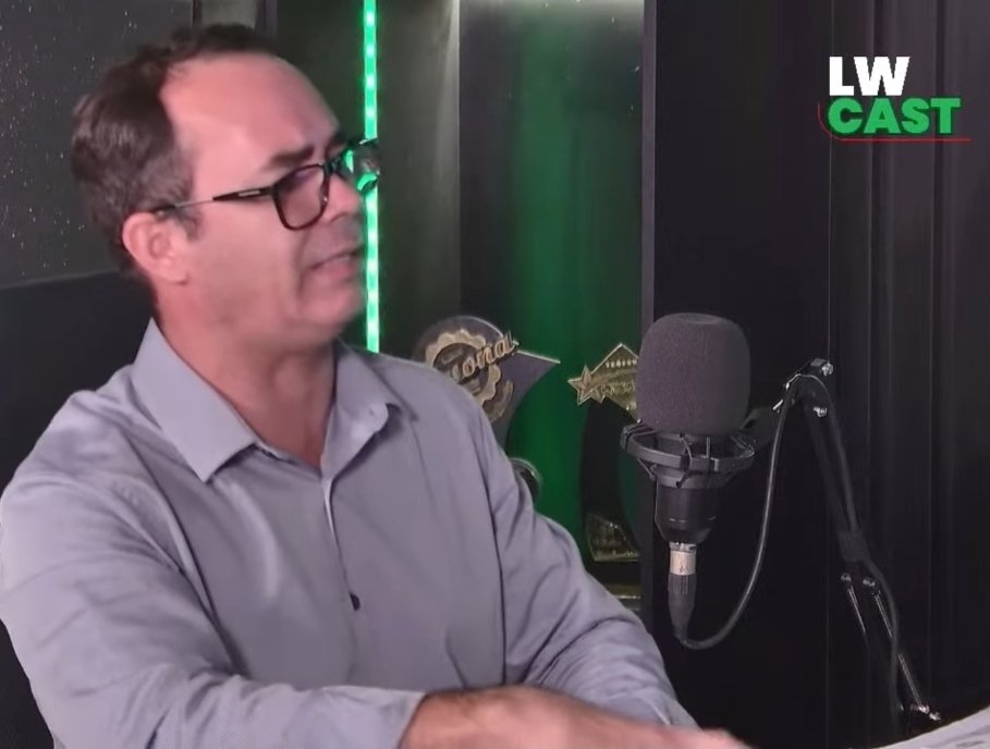 assista-na-integra:-andre-paulo-volta-a-defender-tese-de-13-vereadores-em-arcoverde