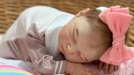 familia-de-bebe-agredida-ao-ser-confundida-com-bebe-reborn-vai-a-justica