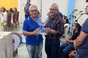 em-quixaba,-prefeito-ze-pretinho-participa-da-celebracao-dos-19-anos-do-terco-dos-homens