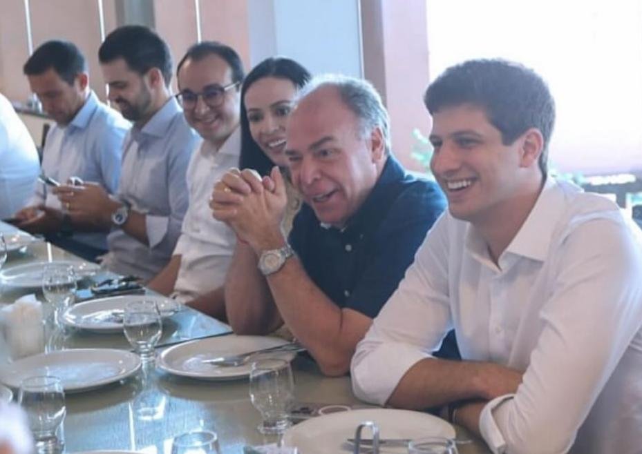 marcia-conrado-cada-vez-mais-proxima-de-joao-campos