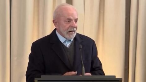 datafolha:-lula-lidera-cenarios-de-1o-turno-e-empata-com-tarcisio-e-bolsonaro-no-2o