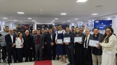 em-solenidade,-camara-de-arcoverde-entrega-medalha-e-titulos-de-cidadao-a-personalidades