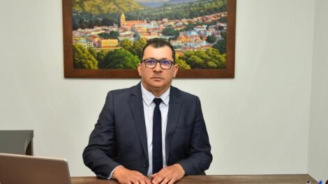 informacao-sobre-fim-de-poder-das-camaras-na-votacao-de-contas-e-equivocada