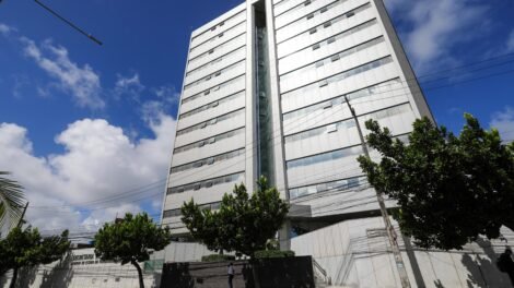 governo-de-pernambuco-concede-reajuste-salarial-a-190-mil-servidores-publicos-estaduais