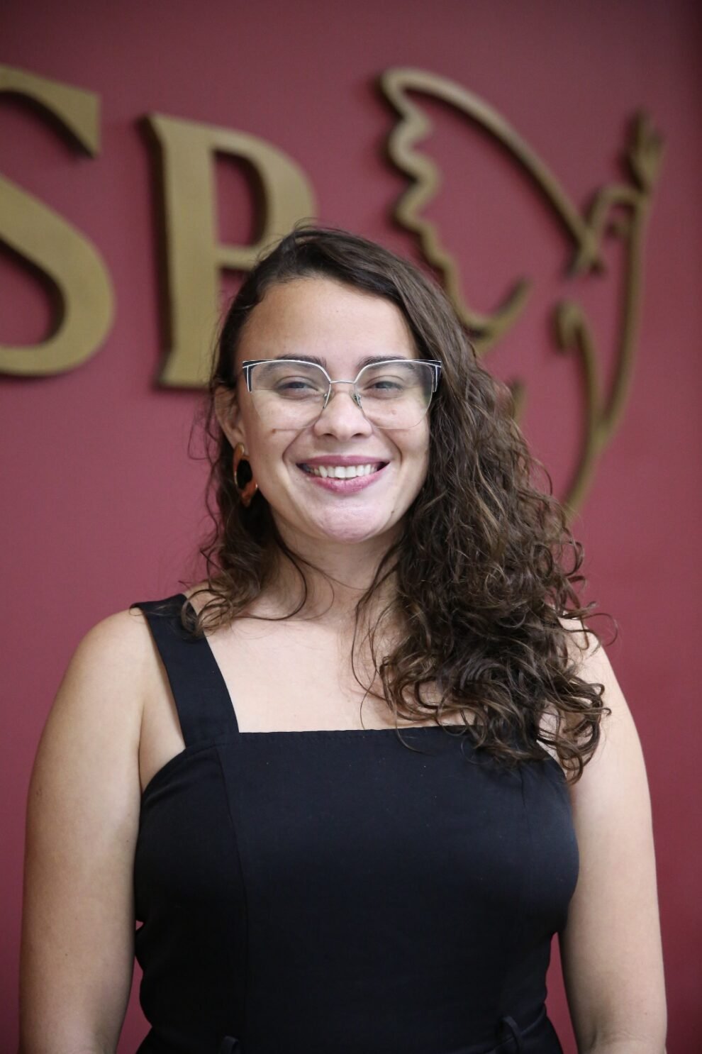 primeira-mao:-secretaria-thaynnara-queiroz-deixara-pasta-em-afogados-da-ingazeira