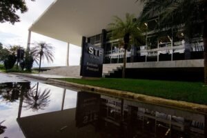 stf-retira-sigilo-de-investigacao-sobre-uso-de-programa-secreto-pela-abin