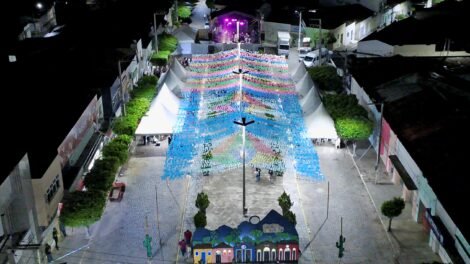 hoje-tem-noite-cultural-na-praca-antonio-rabelo-em-iguaracy-e-show-com-o-forrozeiro-genailson