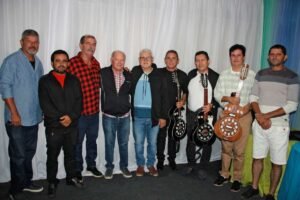 iguaracy-abre-programacao-junina-com-noite-cultural-no-palhocao-do-gonzagao