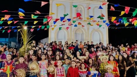 flores:-povoado-de-santana-de-almas-promove-o-“arraial-da-escola-desembargador-pedro-i”