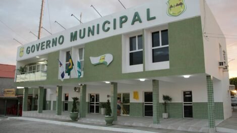 prefeitura-de-tuparetama-antecipa-50%-do-13o-salario-para-servidores-ativos