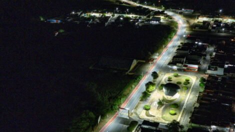 entrada-de-itapetim-recebe-iluminacao-de-led-no-trecho-entre-a-vila-das-criancas-e-o-hospital