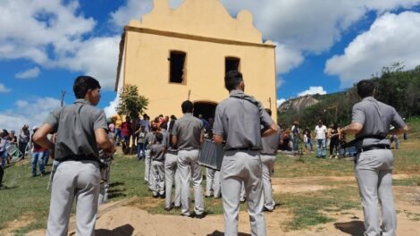 pela-primeira-vez,-festa-da-colonia,-em-carnaiba,-teve-a-participacao-da-filarmonica-santo-antonio
