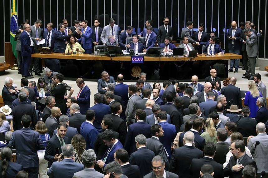 em-derrota-para-o-governo,-senado-segue-a-camara-e-derruba-decreto-de-lula-sobre-alta-do-iof