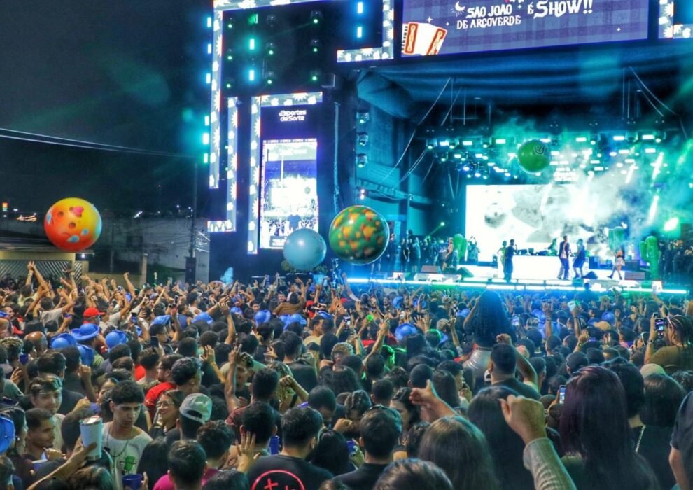 shows-de-avine-vinny,-felipe-amorim-e-eric-land-marcam-12a-noite-do-sao-joao-de-arcoverde