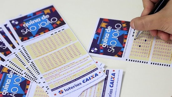 idoso-de-84-anos-ganha-mais-r$-4-milhoes-na-quina-de-sao-joao,-mas-reclama:-“veio-um-pouco-tarde”