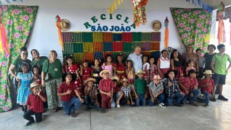 dr.-pedro-alves,-prefeito-de-iguaracy,-prestigia-evento-na-escola-jose-virginio-em-irajai