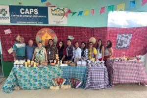 prefeito-de-iguaracy,-dr.-pedro-alves,-e-equipe-participam-de-cafe-da-manha-com-assistidos-do-caps