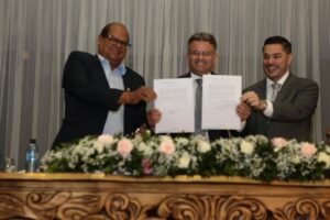 prefeitura-de-afogados-entregou-medalhas-de-honra-ao-merito-dom-francisco