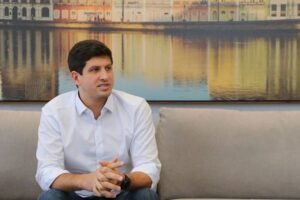 em-novo-posicionamento,-joao-campos-critica-ida-de-lula-ao-stf-por-iof