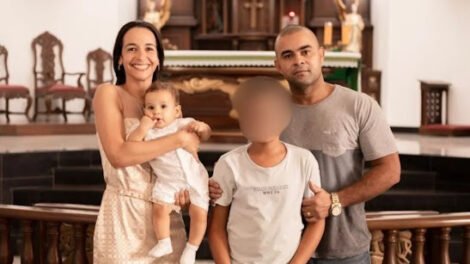 namorada-de-adolescente-que-matou-os-pais-e-irmao-e-detida:-“cogitaram-dar-para-porcos-comerem”