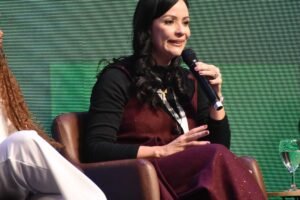 marcia-conrado-participa-de-conferencia-climatica-em-cordoba,-argentina