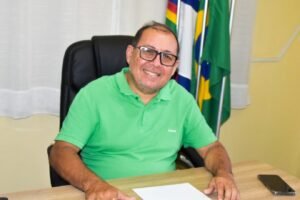 camara-de-tuparetama-antecipa-50%-do-13o-salario-dos-servidores