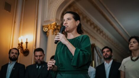 opiniao:-raquel-da-recado-claro-a-secretarios,-de-olho-na-reeleicao