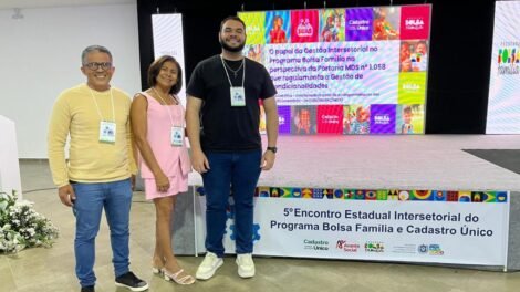 prefeitura-de-iguaracy-participa-de-encontro-estadual-sobre-o-bolsa-familia-em-belo-jardim