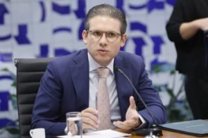 campanha-contra-congresso-e-‘virada’-do-governo-nas-redes-e-criticas-atingem-motta,-diz-pesquisa