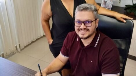 tuparetama-institui-dia-municipal-da-poesia-em-homenagem-a-valdir-teles