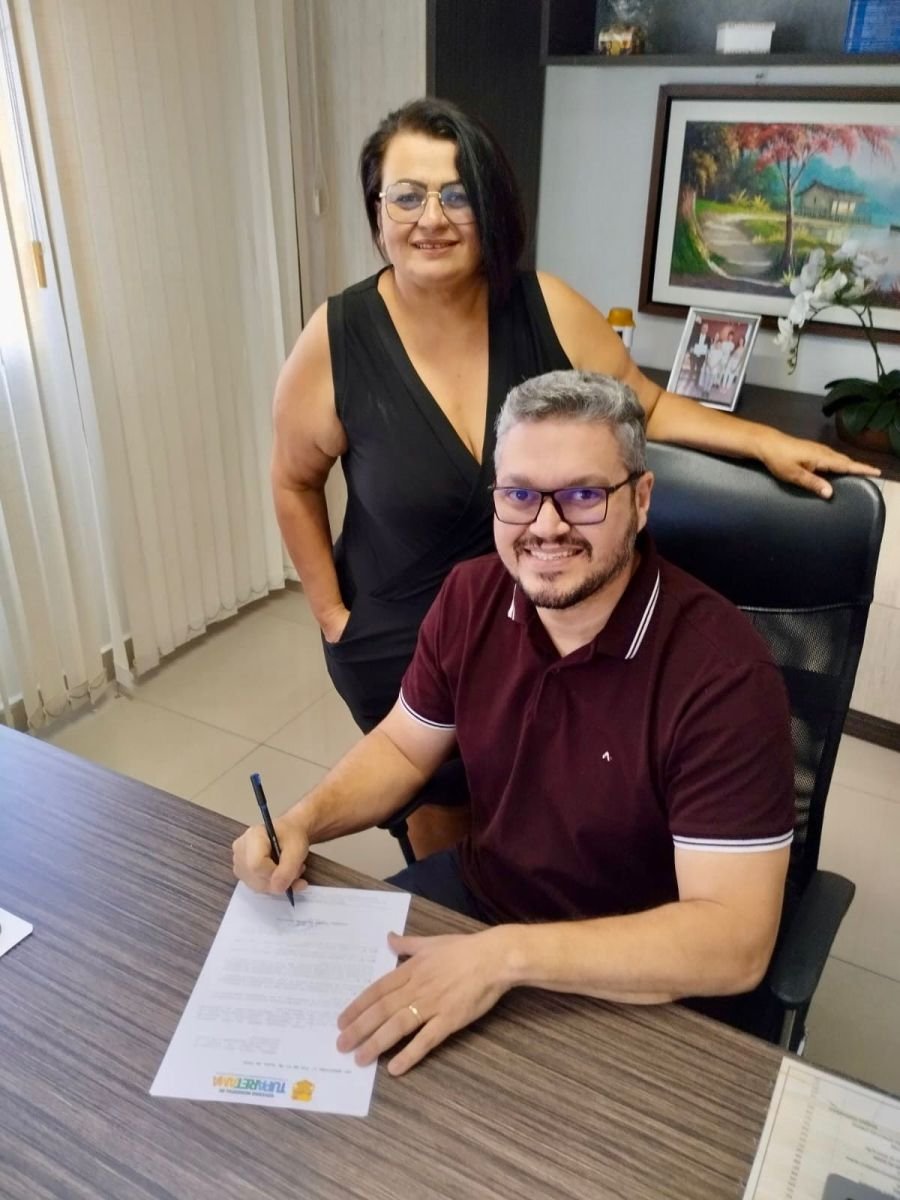 tuparetama-institui-dia-municipal-da-poesia-em-homenagem-a-valdir-teles