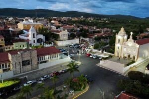 flores-pe-vai-promover-o-1o-encontro-de-carros-antigos-e-rebaixados