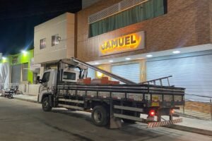 prefeitura-de-afogados-instala-sinal-semaforico-na-rua-diomedes-gomes