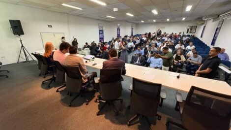 amupe-reune-prefeitos-para-discutir-pautas-municipalistas