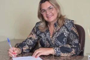 tabira:-tce-pe-mantem-multa-contra-nicinha-melo-por-omissao-em-esclarecer-irregularidades