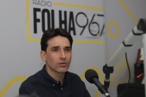 ministro-silvio-costa-filho-critica-eduardo-bolsonaro:-“endoidou”