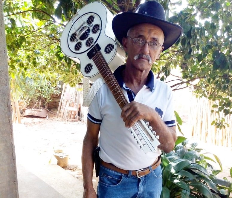repentista-vanildo-geronimo-participa-nesta-terca-do-podcast-lingua-afiada,-em-carnaiba