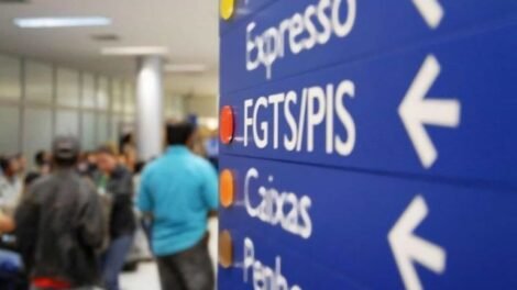 abono-salarial-comecou-a-ser-pago-nesta-terca-(15)-para-nascidos-em-setembro-e-outubro