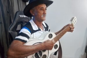 poeta-e-repentista-vanildo-geronimo-participou-do-podcast-lingua-afiada,-em-carnaiba