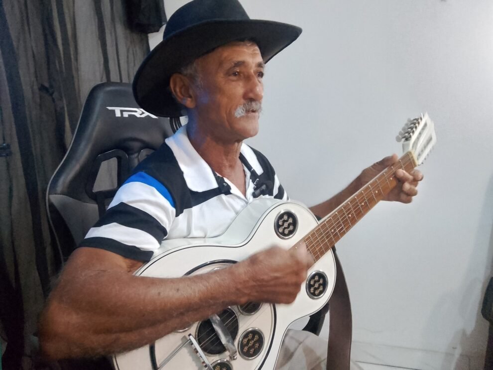 poeta-e-repentista-vanildo-geronimo-participou-do-podcast-lingua-afiada,-em-carnaiba