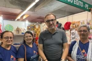 sje:-artesas-participam-da-fenearte-com-apoio-da-prefeitura