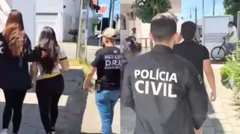 estudante-de-medicina-e-mulher-sao-presos-suspeitos-de-fraudar-concursos-na-paraiba