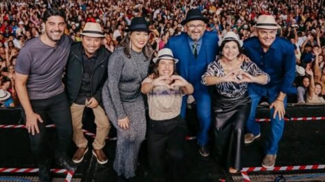 em-santa-maria-da-boa-vista,-raquel-lyra-prestigia-26a-serenata-da-recordacao