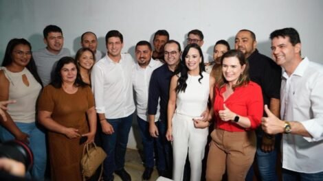oposicao-de-santa-cruz-da-baixa-verde-declara-apoio-a-joao-campos-para-2026