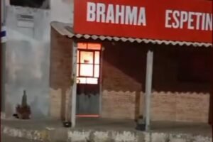 incendio-em-churrascaria-assusta-moradores-na-avenida-artur-padilha,-em-afogados