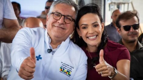 marcia-conrado-comemora-conquista-de-nova-ubs-para-serra-talhada
