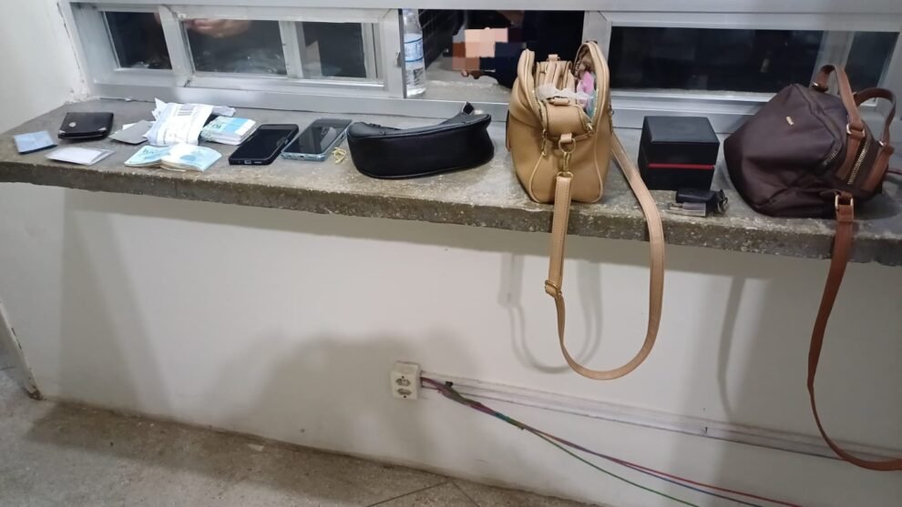 casal-suspeito-de-estelionato-e-detido-pela-prf-em-salgueiro